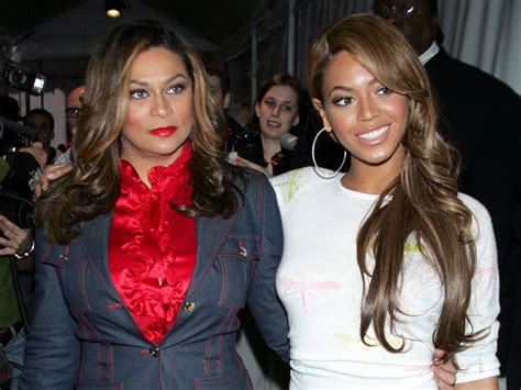 who is beyonce mom dating